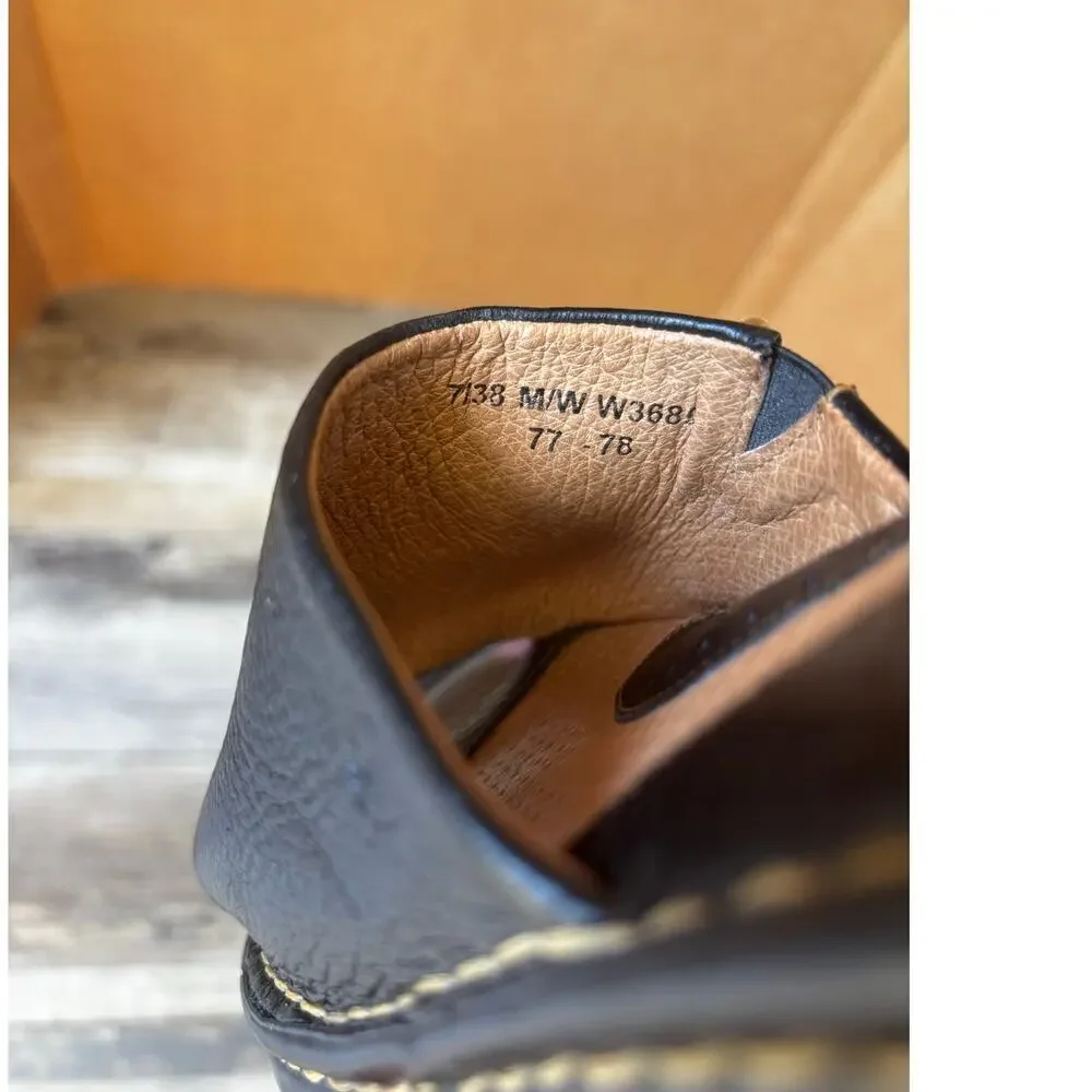BORN Womens Black Casual Leather Slide Sandals Size 7.5 With Stitching